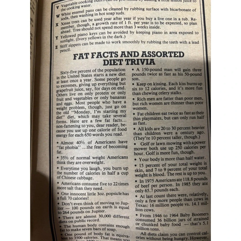 The Almanac Farmers & City Folk  1987 14 Month Weather Fishing Planting Zodiac